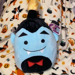 Squishmallow Halloween Drake 12” Vampire